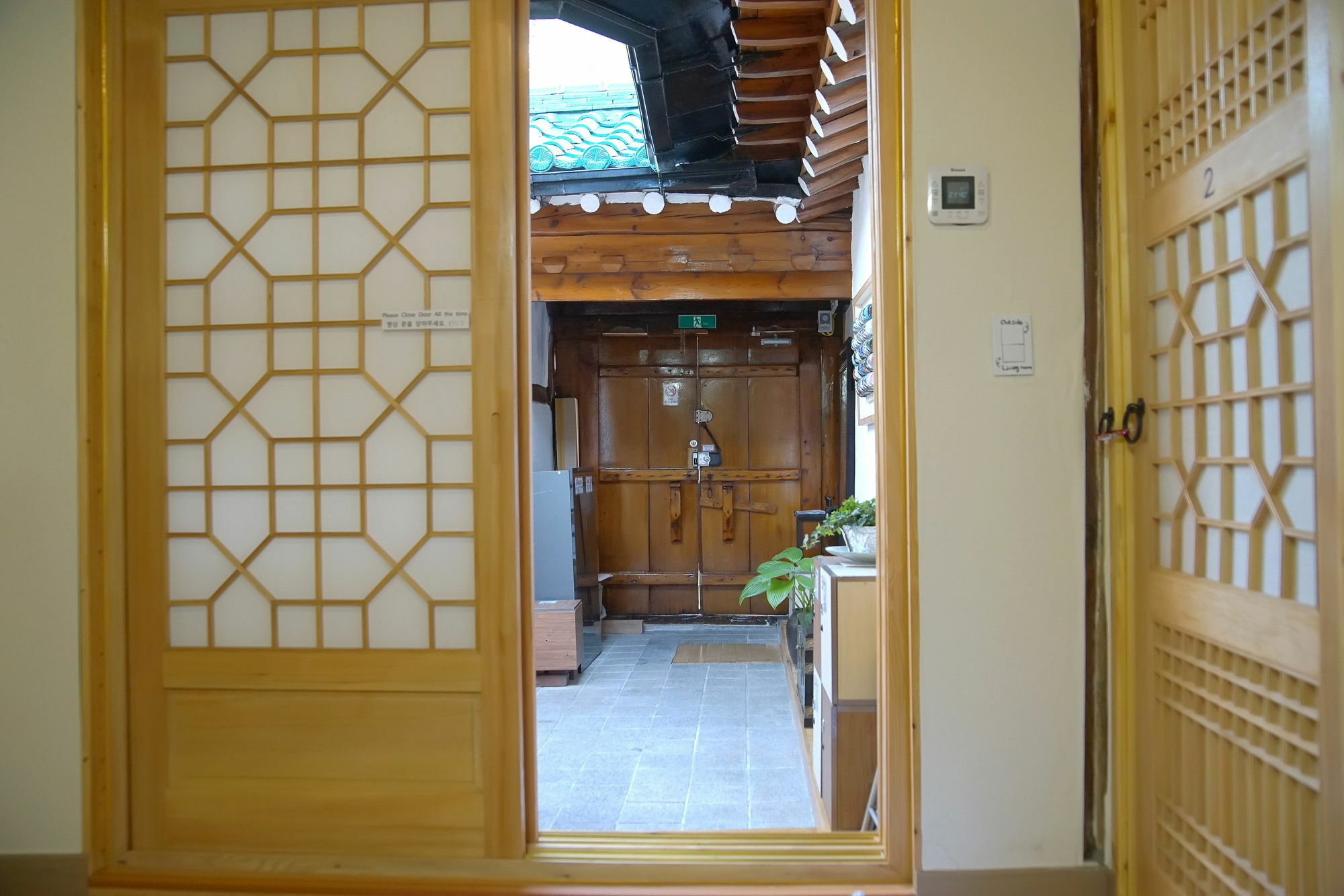 Seoul Lucky Guesthouse Hanok Exterior photo