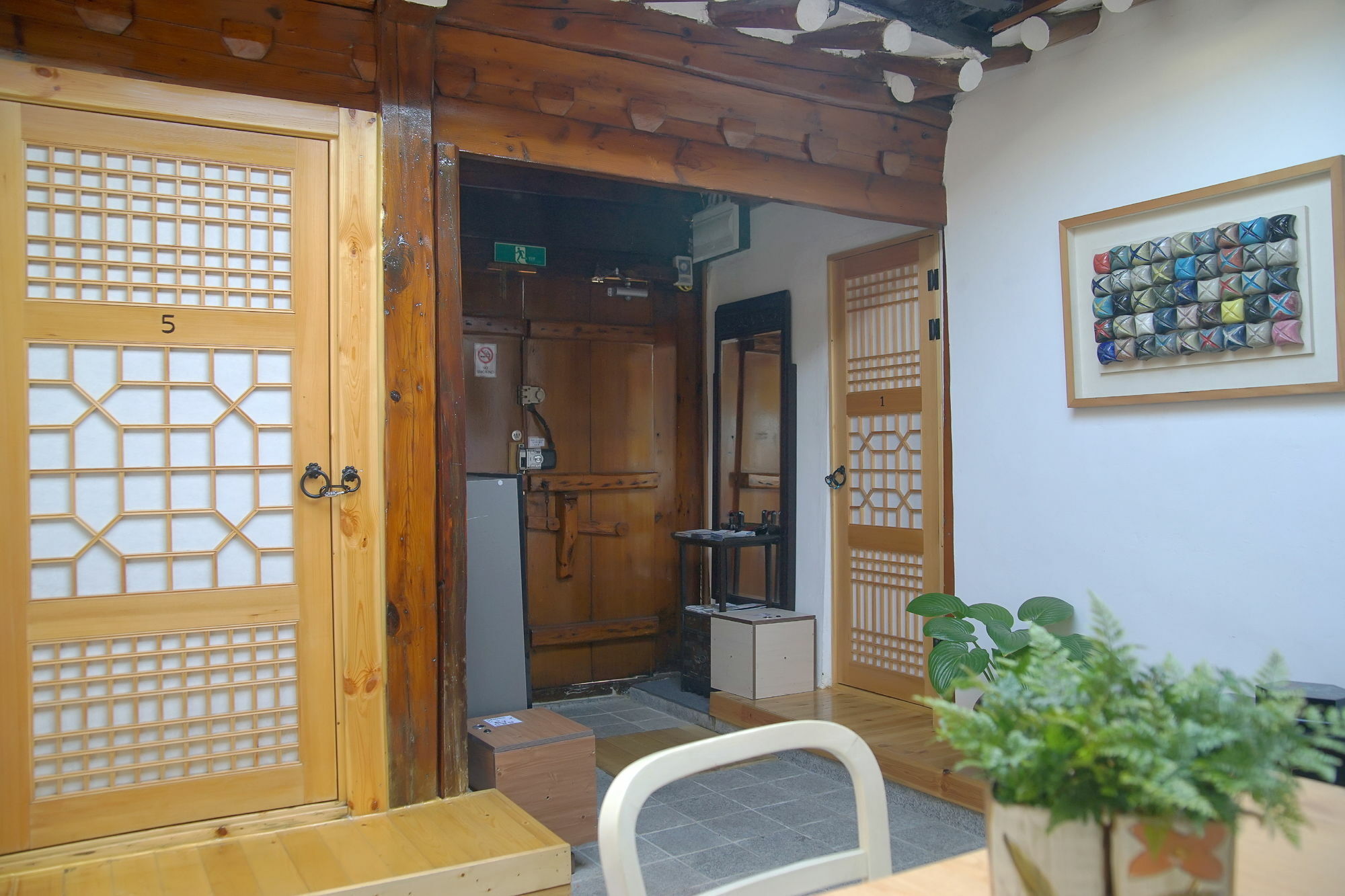 Seoul Lucky Guesthouse Hanok Exterior photo