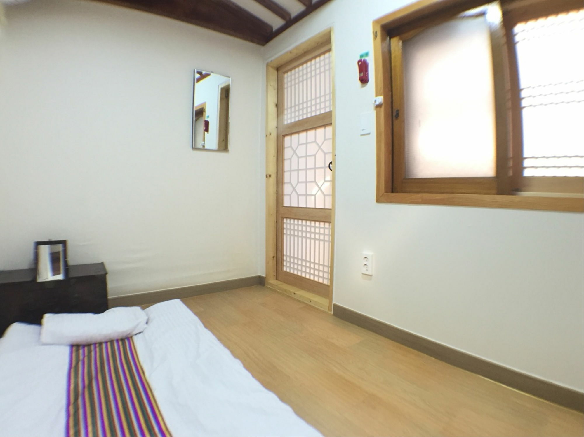 Seoul Lucky Guesthouse Hanok Exterior photo
