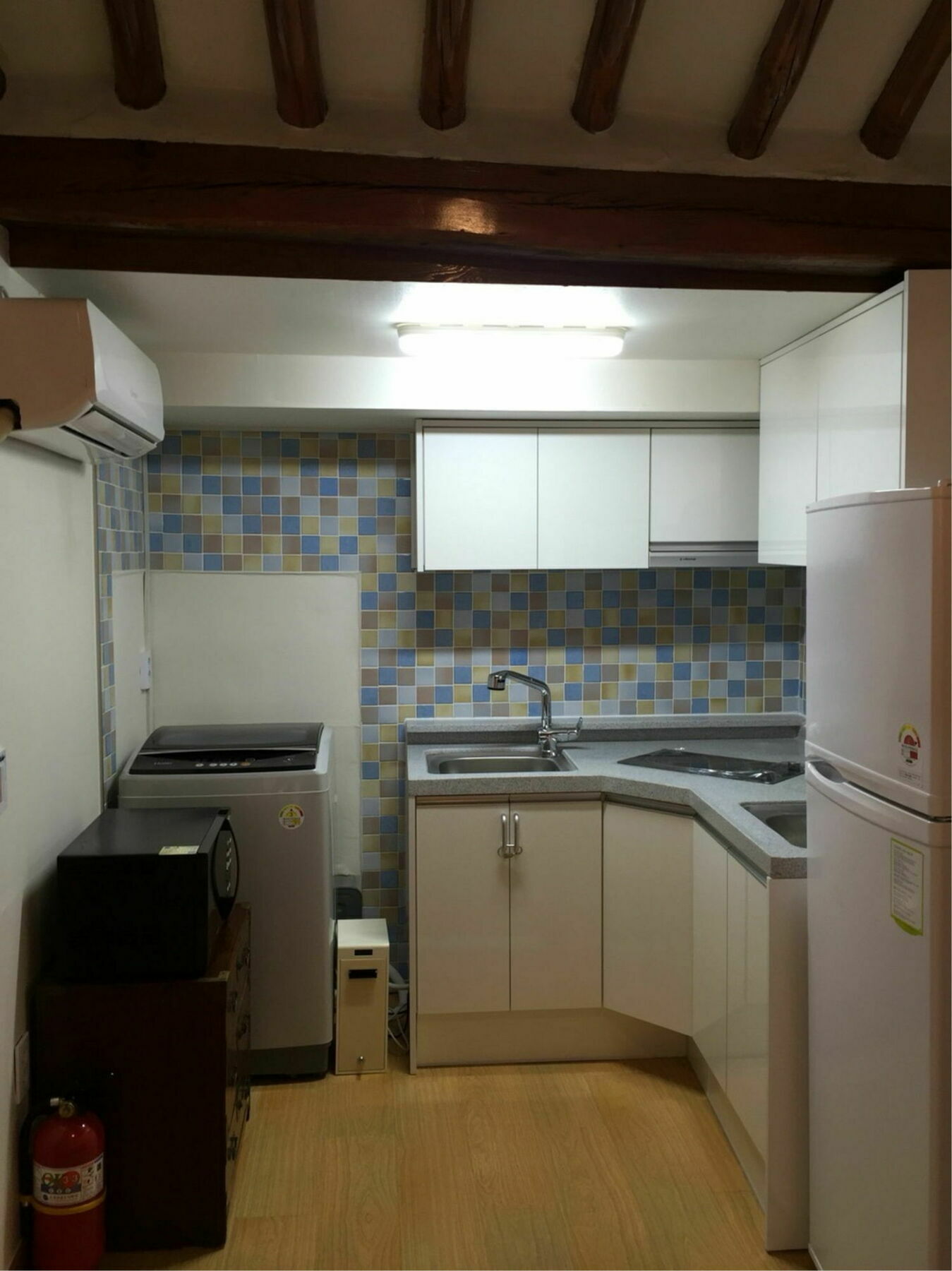 Seoul Lucky Guesthouse Hanok Exterior photo